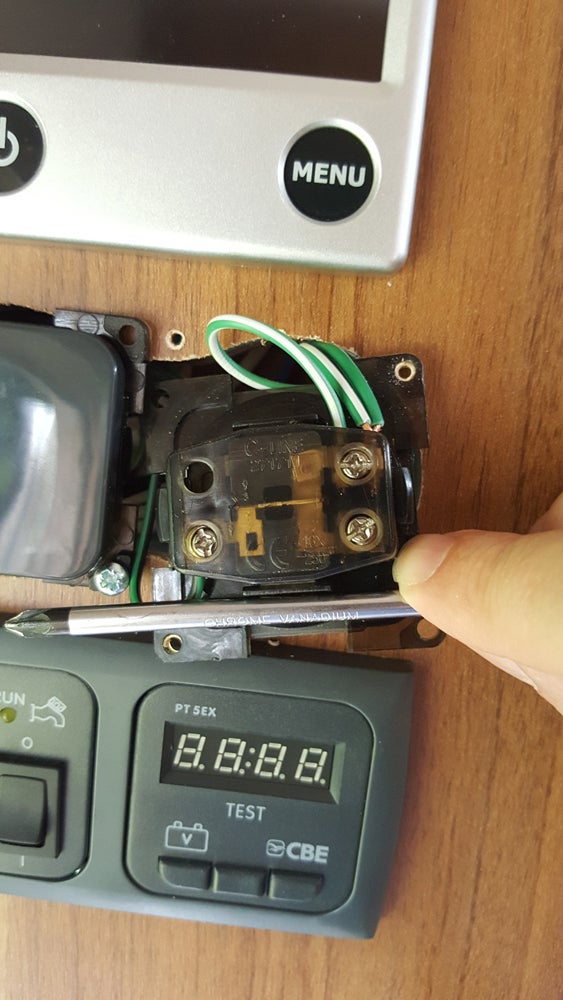 Light Up One By One Or Turns Off Led Volt Meter Circuit Circuit